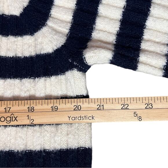 H&M Black and White Striped Crew Neck Sweater - Picture 7 of 9